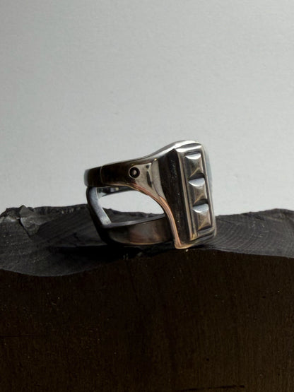 Triune-Shield Ring